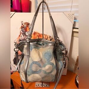 Coach Op Art Signature Circle Tote